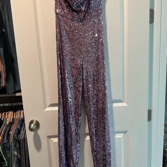 Andy jumpsuit from dress the population. - Picture 2 of 4